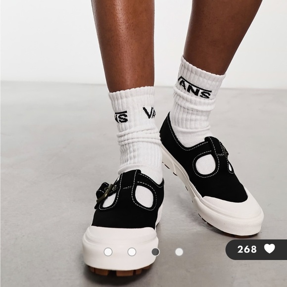 Vans Style 93 Sneakers - Picture 2 of 10